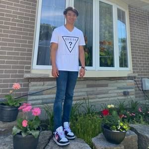 Meet your Posher, Christoper